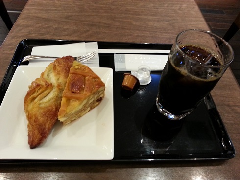 JR宝塚駅舎内 Cafe&Bakery THIRD(サード)でモーニングしました
