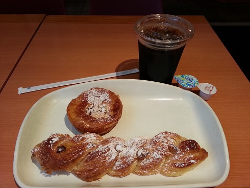 ヤキタテイ 宝塚あいあいパーク店 でモーニングをいただきました。