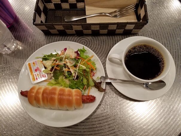 大阪国際空港(伊丹)北ターミナルのエアポートベーグルカフェでモーニングをおすすめ