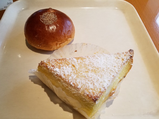 宝塚市のパンネルで初モーニング(イート・イン)です。