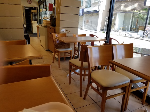 西宮市若松町、ブーランジェリー・フリアンドで7時よりパンモーニング