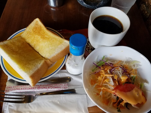 阪急園田駅下の喫茶店「アルバルダン」で朝7時よりモーニングです