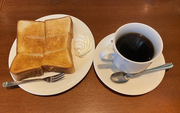 Jr吹田駅近く 喫茶 三番館 吹田店で７時からモーニング 伊丹宝塚のモーニング ランチ情報