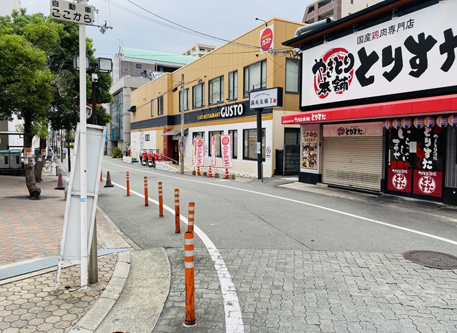 ガスト池田駅前店外観1