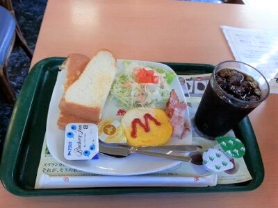 モスバーガー阪急伊丹店でモーニングはいかがですか。